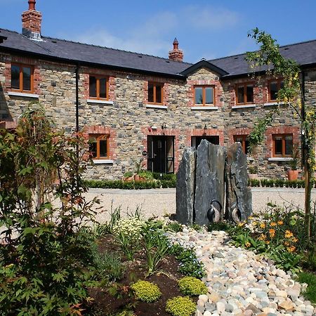 Decoy Country Cottages Navan Exterior foto