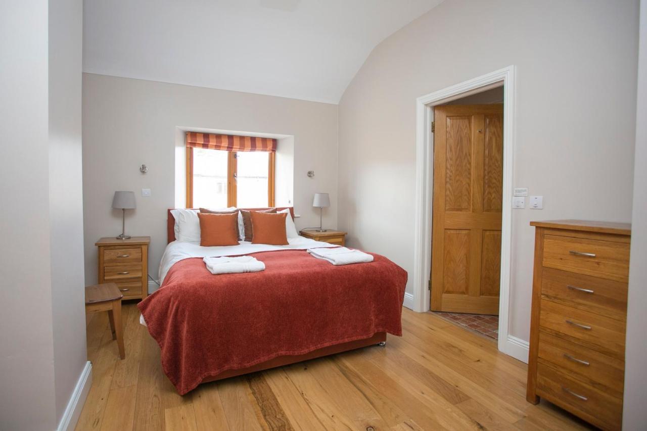 Decoy Country Cottages Navan Exterior foto