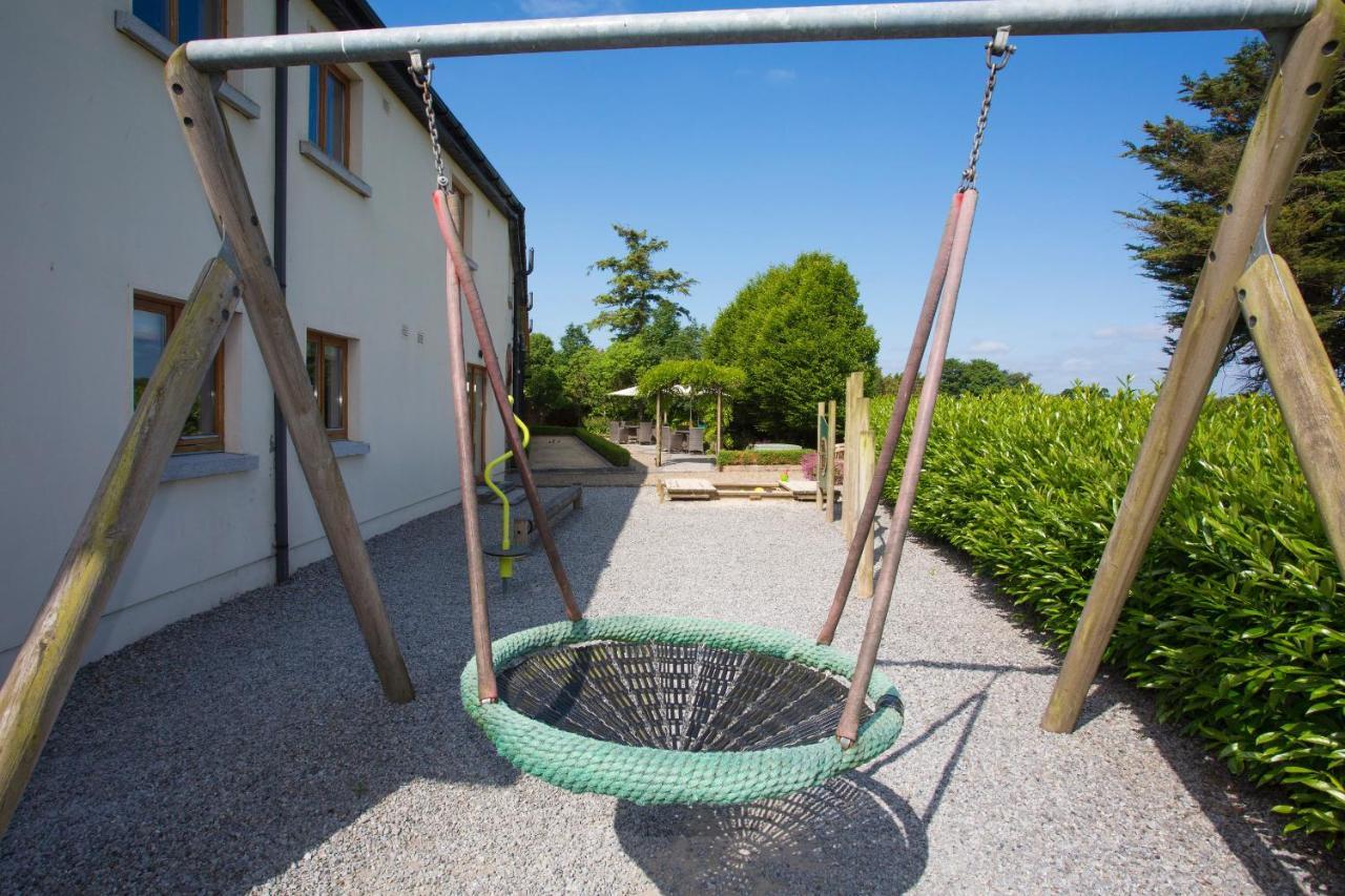 Decoy Country Cottages Navan Exterior foto